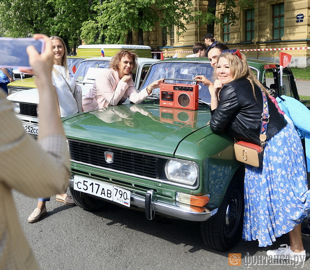 Самая известная машина в мире»: Автомобиль Джеймса Бонда ушёл с молотка -  Афиша Plus - Фонтанка.Ру